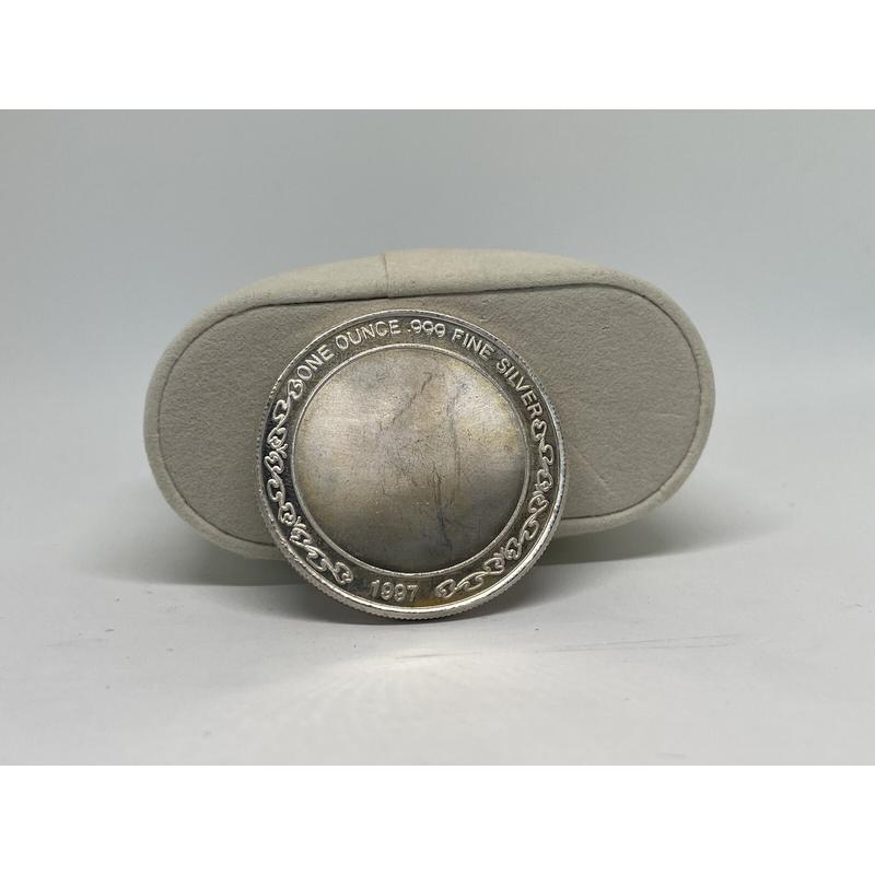 Welcome baby commemorative coins in 1997 can be customized.