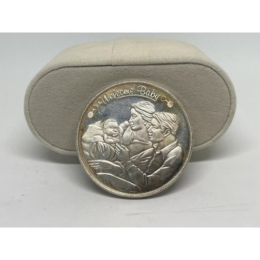 Welcome baby commemorative coins in 1997 can be customized.