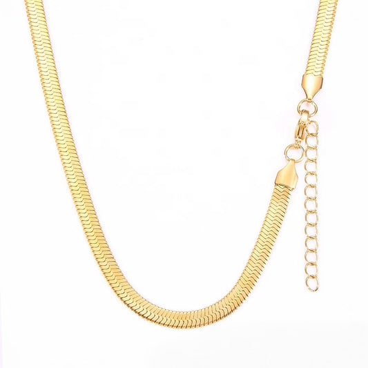 Stainless steel flat snake bone necklace, gold/silver blade collarbone chain with mesh pendant, versatile and textured. Titanium steel jewelry, DIY adjustable, customizable, perfect for hip-hop parties.