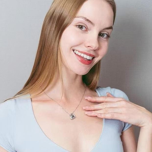 Romantic Singapore Custom Projection Photo Heart - Shaped Necklace Personalized Picture Necklace Projection Necklace with Photo Inside - Custom Photo Pendant Necklace -  Photo Gifts for Mom Wife Valentines Love Memorial Gifts for Girlfriend Birthday