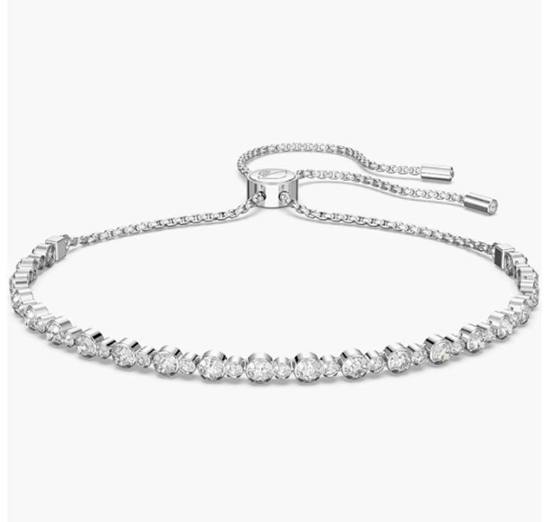 Transparent crystal exquisite simple silver bracelet shiny diamond beads fashion adjustment buckle daily wear matching parts.