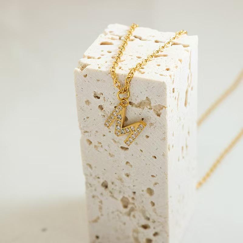 Letter & Crystal Pendant Necklace - Titanium Steel Gold Plated Chain, Personalized Custom Name Necklace Jewelry Accessories For Women, Perfect For Daily Wear,Christmas,Thanksgiving & Gift Giving.