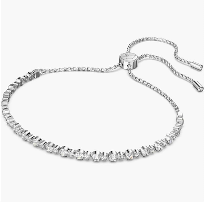 Transparent crystal exquisite simple silver bracelet shiny diamond beads fashion adjustment buckle daily wear matching parts.